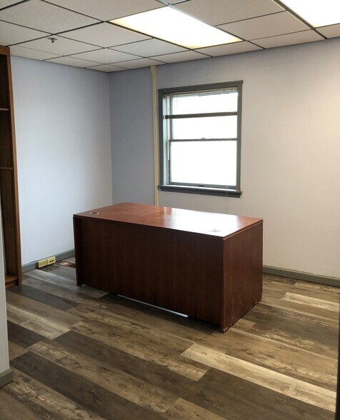 More Photos Of 6 Wierk Ave, Liberty Office For Lease
