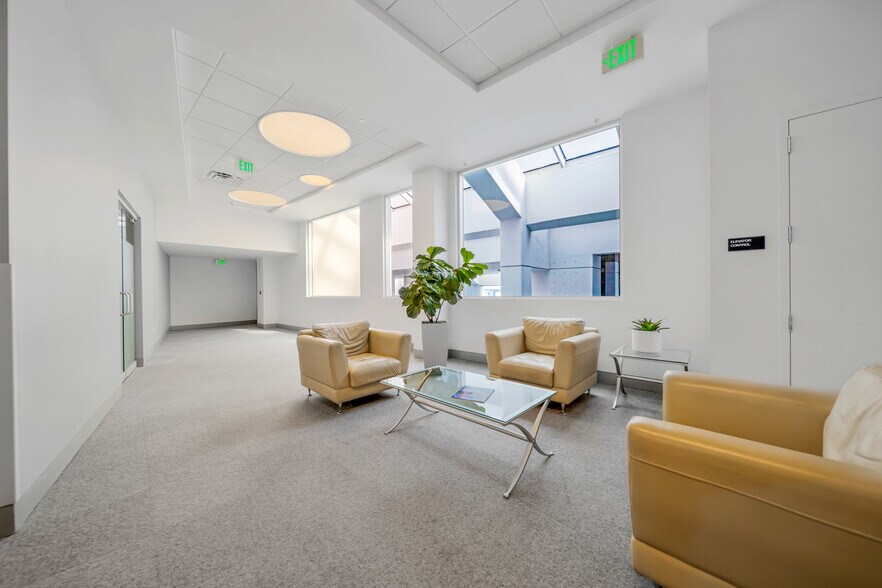 More Photos Of 1501 Biscayne Blvd, Miami Office Residential For Lease