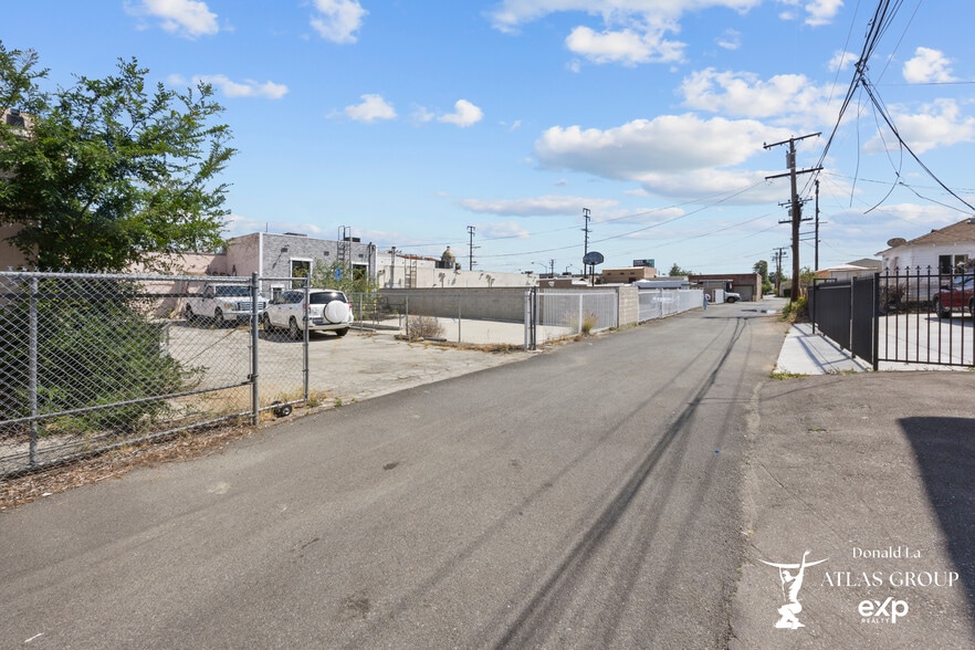 More Photos Of 249 S San Gabriel Blvd, San Gabriel Storefront For Sale