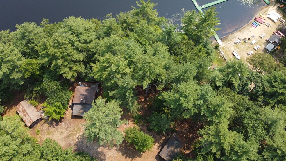 More Photos Of 12 W Shore Park Rd, Kingston Specialty For Sale