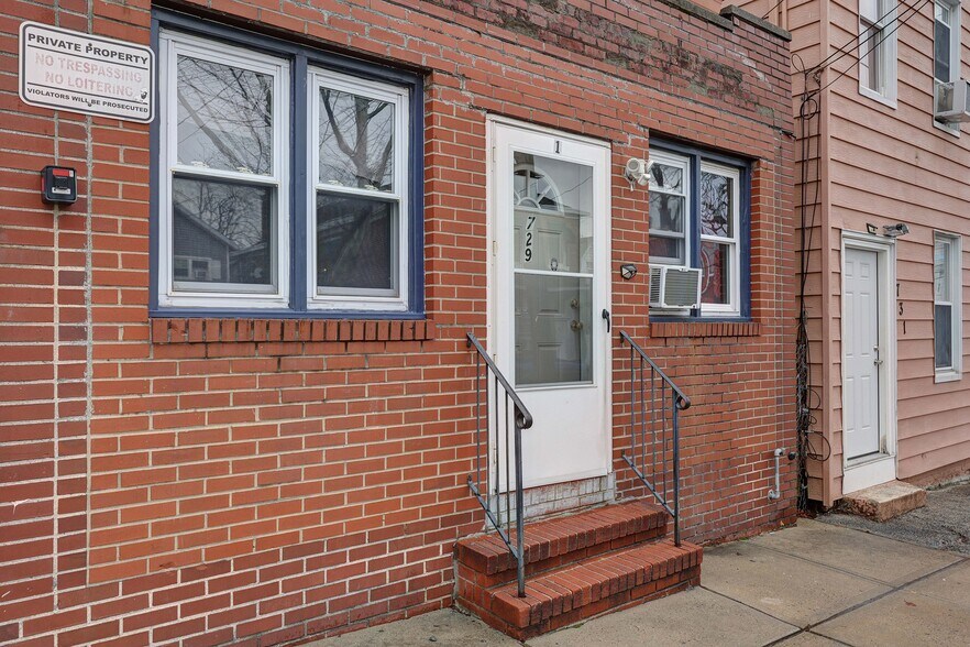 729 Cortlandt St, Perth Amboy, NJ 08861 Apartments For Sale