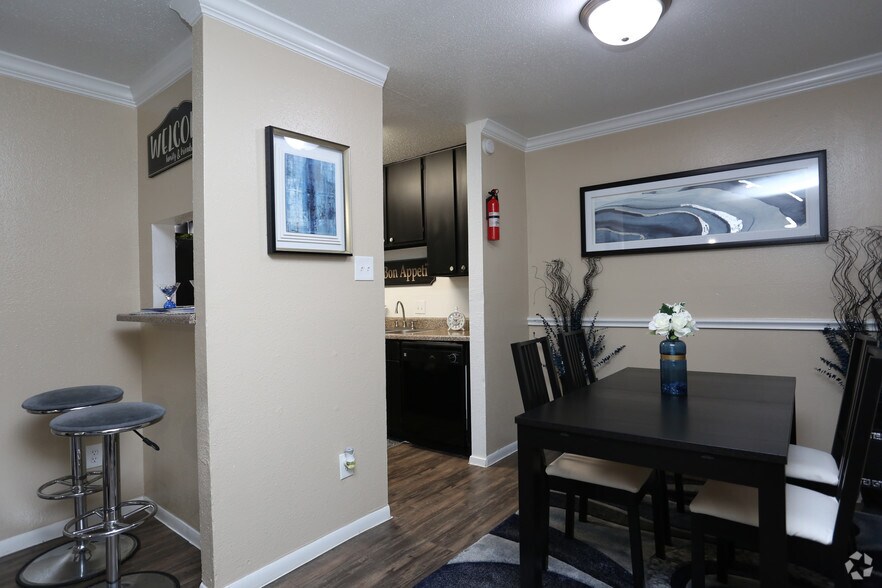 More Photos Of 424 S Bender Hollow, Humble Apartments For Sale