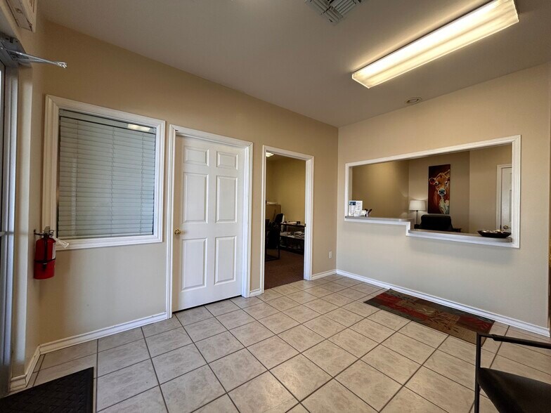 More Photos Of 2527 Highway 361, Ingleside Office For Lease