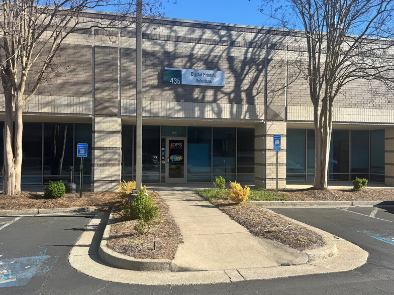 Primary Photo Of 881 Franklin Rd, Marietta Light Distribution For Lease