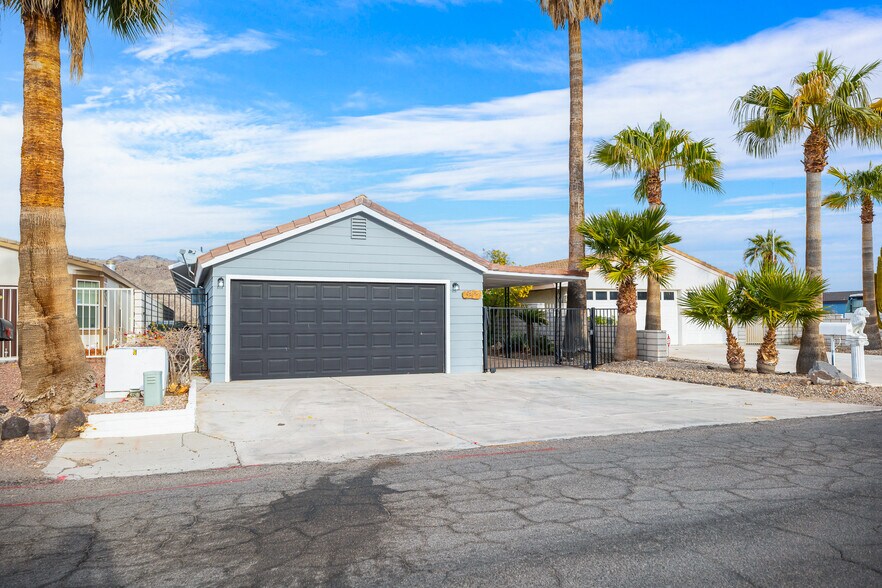 More Photos Of 1837 Riverside Dr, Bullhead City Specialty For Sale