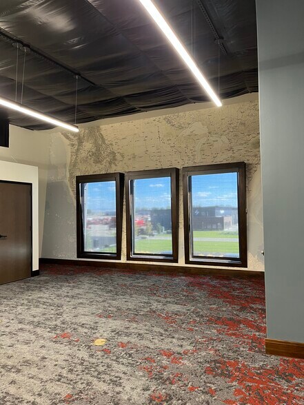More Photos Of 3202 W 5000 S, Rexburg Office For Lease