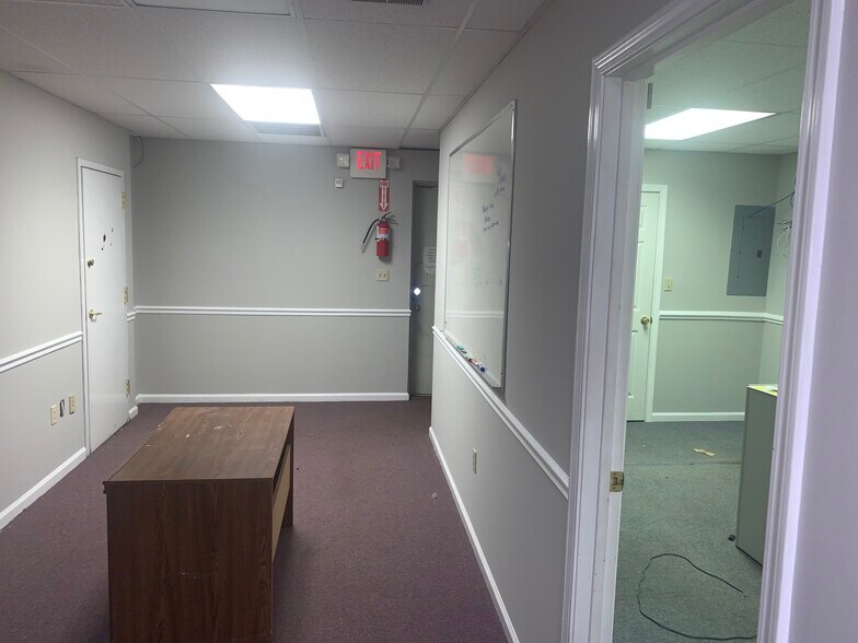 More Photos Of 2508 N Main St, Anderson General Retail For Lease