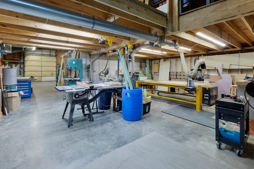 More Photos Of 4801 Van Cleave St, Indianapolis Warehouse For Sale