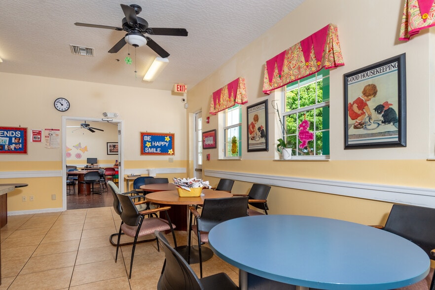 More Photos Of 422 Martin Rd SE, Palm Bay Daycare Center For Sale