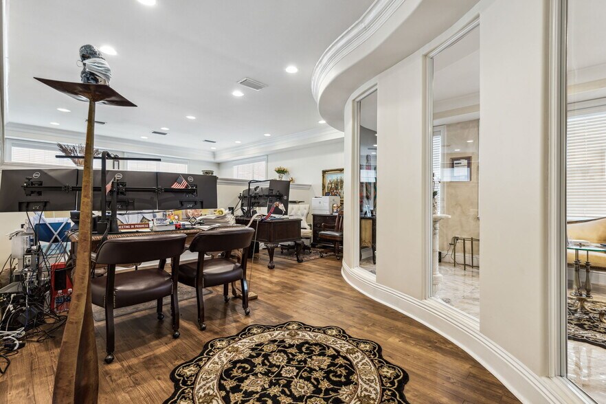 More Photos Of 18936 Dale Mabry Hwy N, Lutz Medical For Lease