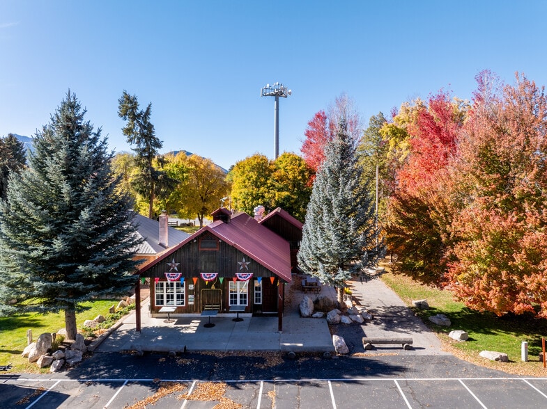 More Photos Of 235 S 7400 E, Huntsville Restaurant For Sale