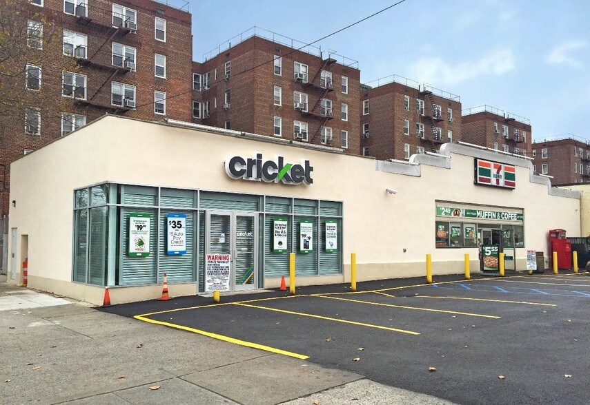 Primary Photo Of 3768 Nostrand Ave, Brooklyn General Retail For Lease