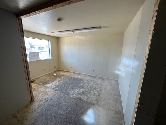 More Photos Of 2421 Portico Blvd, Calexico Warehouse For Lease