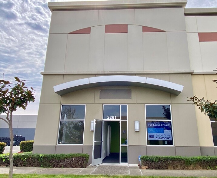 More Photos Of 2261 Harbor Bay Pky, Alameda Research And Development For Sale