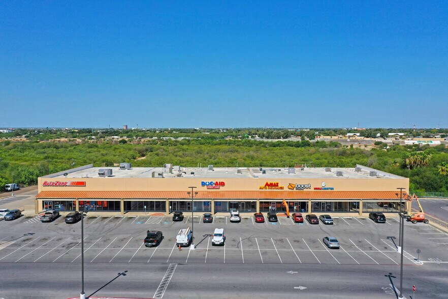 More Photos Of 2314-2316 S Zapata Hwy, Laredo Unknown For Lease