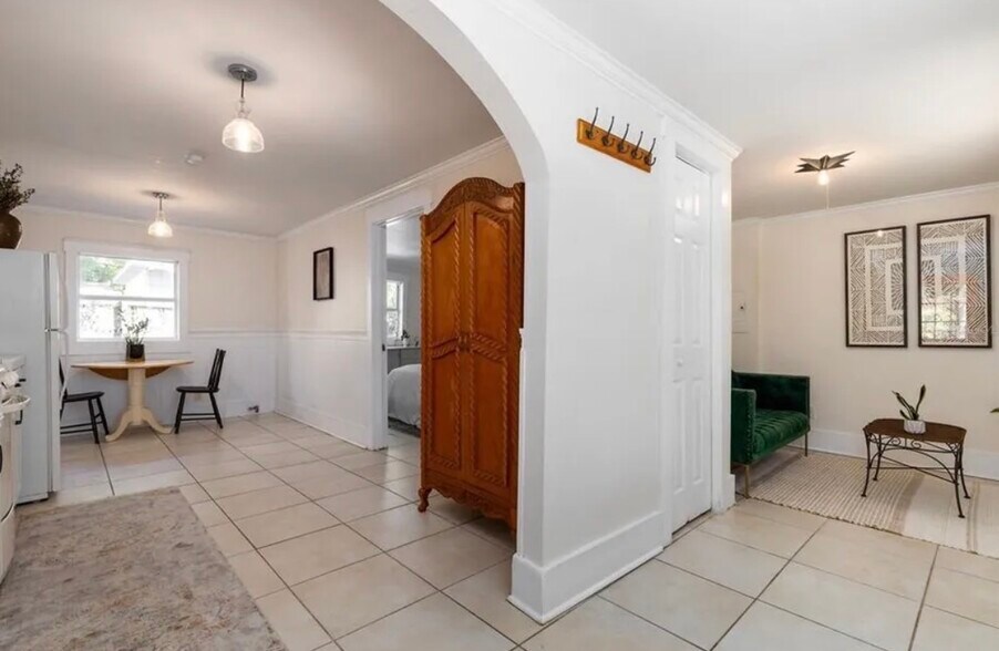 More Photos Of 236 W North St, Tampa Multifamily For Sale