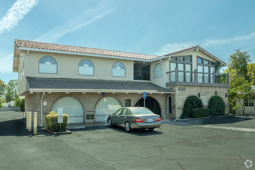 More Photos Of 4748 Engle Rd, Carmichael Apartments For Sale