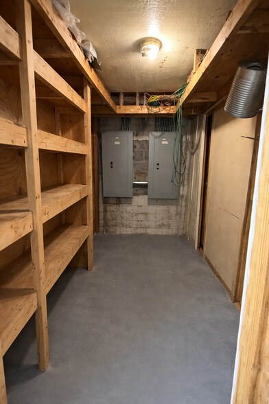 More Photos Of 8182 E Brainerd Rd, Chattanooga General Retail For Lease