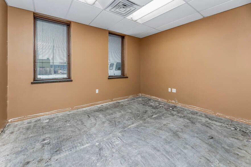 More Photos Of 1320 1st Ave N, Fargo Loft Creative Space For Sale