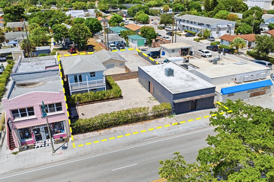 Primary Photo Of 527 N Dixie Hwy, Lake Worth Bar For Sale