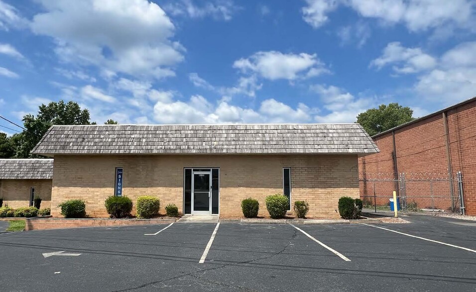 Primary Photo Of 8630 Monroe Rd, Charlotte Flex For Lease