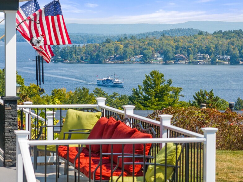 More Photos Of 291 Endicott St N, Laconia Hotel For Sale