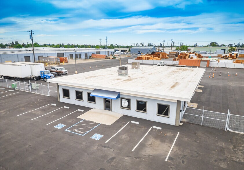 More Photos Of 8180 Industrial Pky, Sacramento Industrial For Lease
