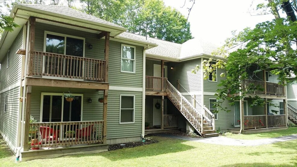 Primary Photo Of 14 Highland Ave, Pittsfield Apartments For Sale