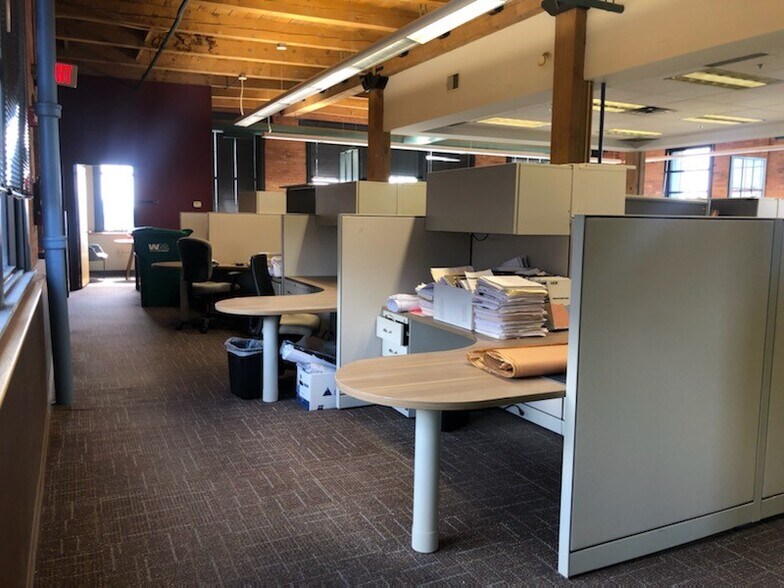 More Photos Of 205 Saint Paul St, Rochester Office For Lease