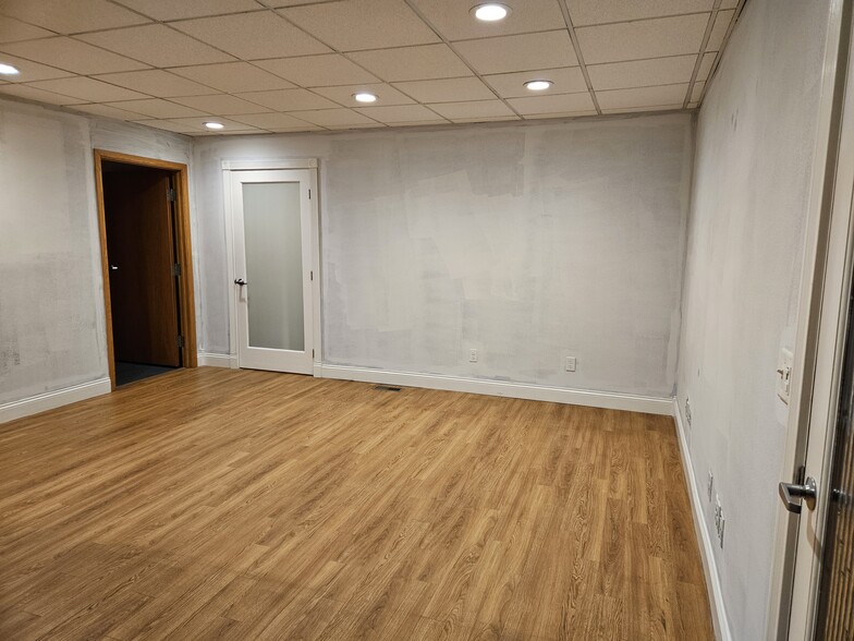 More Photos Of 5820 Gratiot Rd, Saginaw Medical For Lease