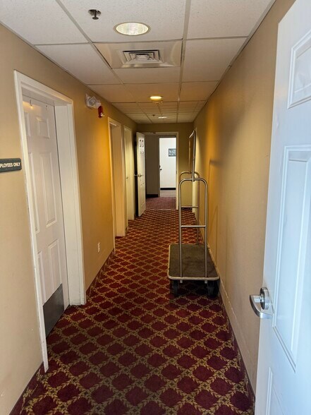 More Photos Of 1604 Monterey St, San Luis Obispo Hotel For Sale