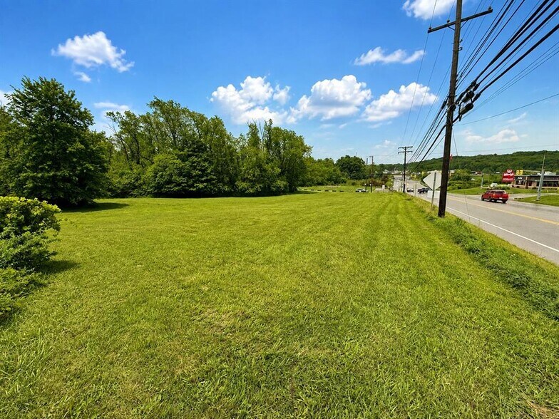 More Photos Of 2042 Wager Rd, Erie Land For Sale