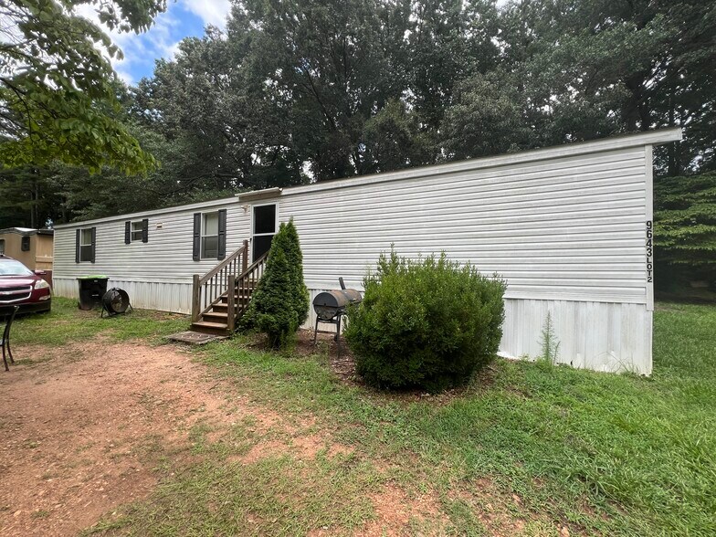 More Photos Of 9645 Eden Trl, Fuquay Varina Manufactured Housing Mobile Home Park For Sale