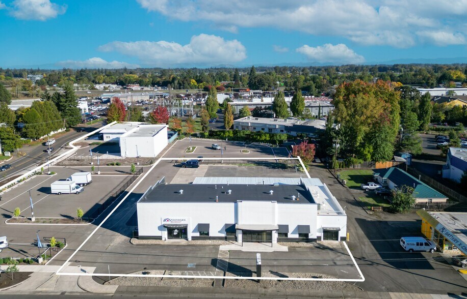 More Photos Of 1025 NW 9th St, Corvallis Office For Lease