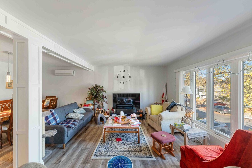 More Photos Of 732 Morin St, Ottawa Apartments For Sale
