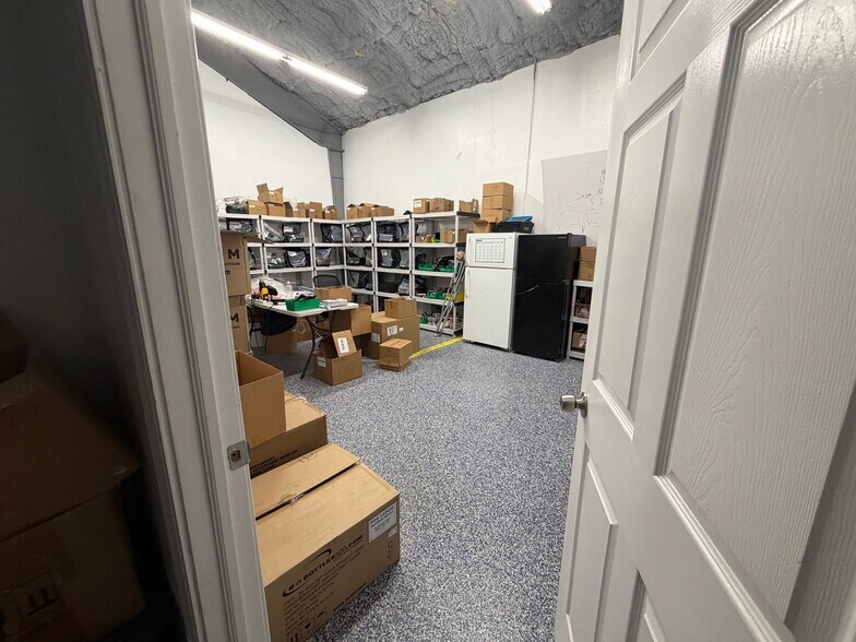 More Photos Of 6520 Fort King Rd, Zephyrhills Storefront Retail Office For Lease