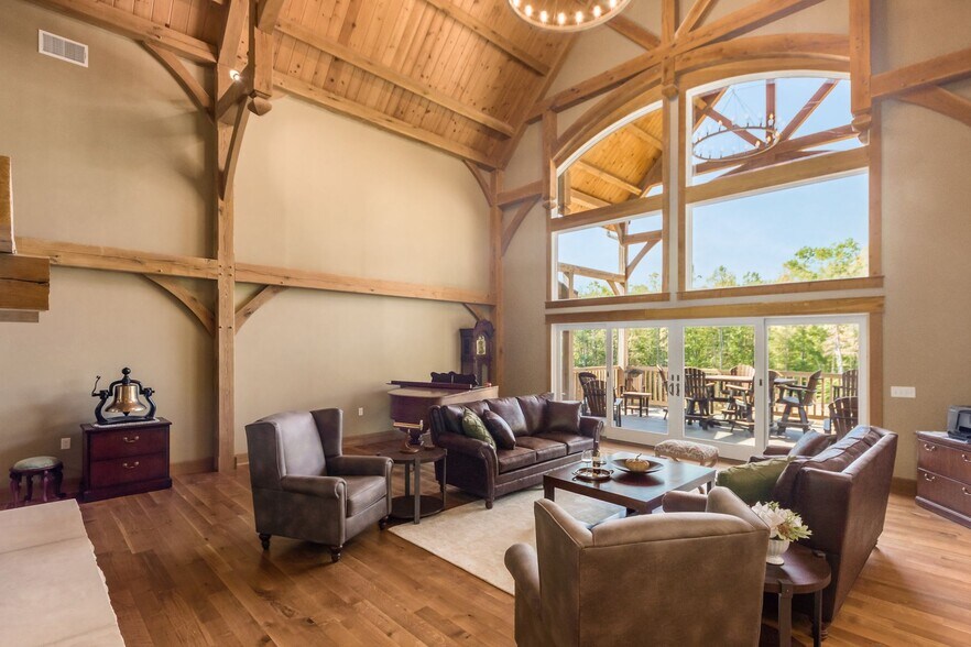 More Photos Of 16012 OH-678, Rockbridge Lodge Meeting Hall For Sale