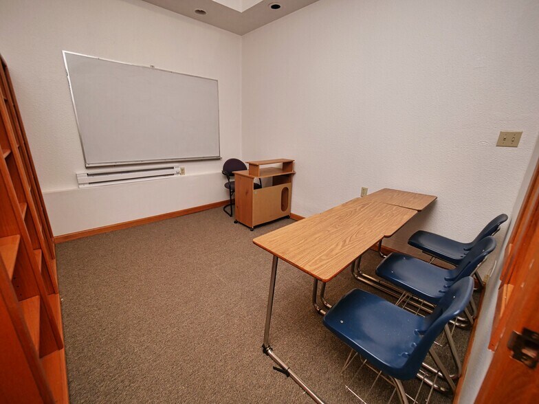 More Photos Of 1927-1929 Taraval St, San Francisco Apartments For Lease