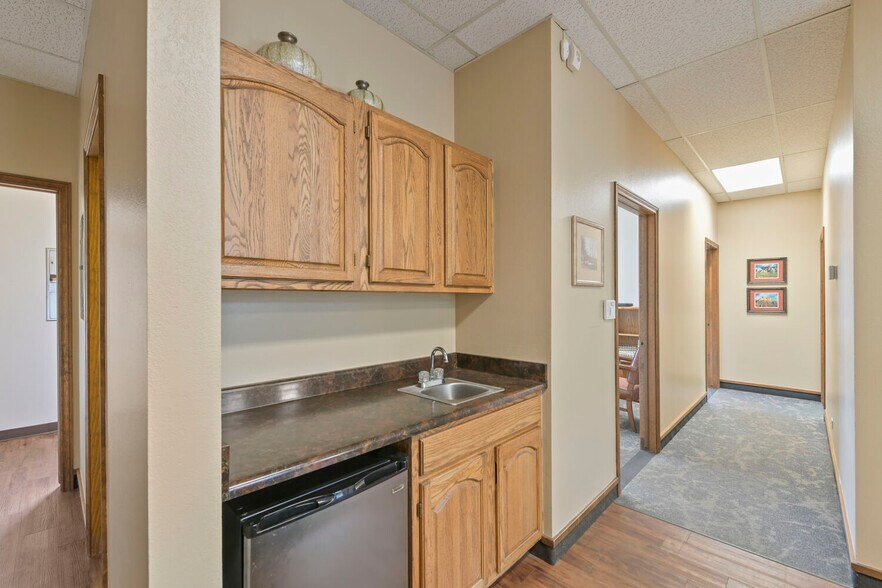 More Photos Of 3669 S Huron St, Englewood Office For Sale