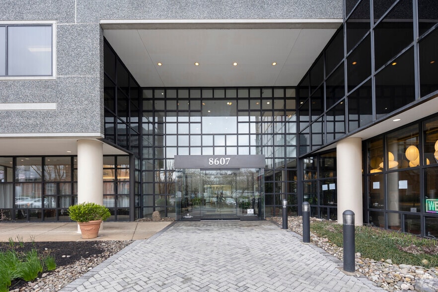 More Photos Of 8607 Westwood Center Dr, Vienna Office For Lease