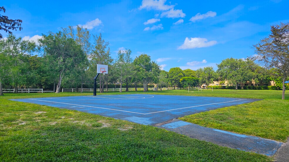 More Photos Of 3775 NW 116th Ter, Coral Springs Apartments For Sale