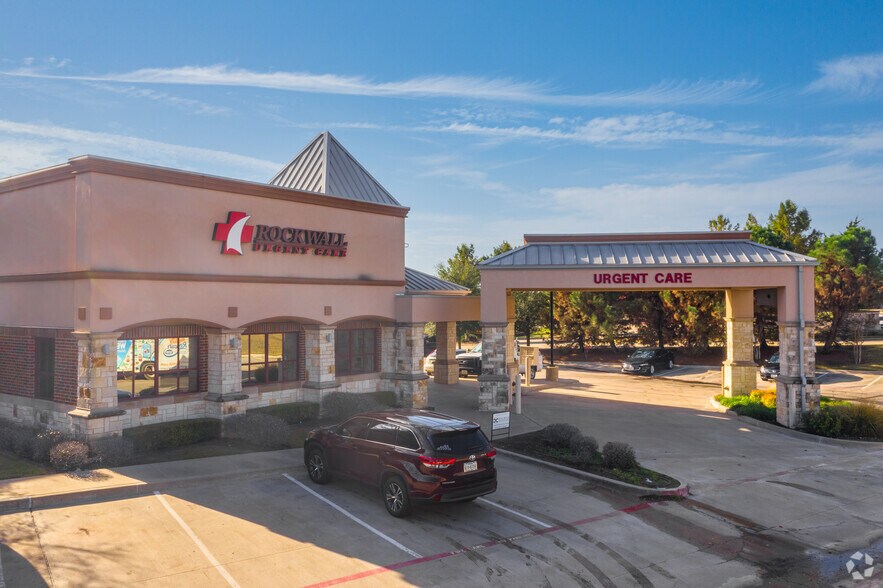 Primary Photo Of 810 E Ralph Hall Pky, Rockwall Medical For Lease