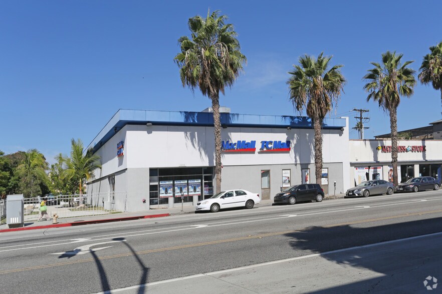 More Photos Of , Santa Monica General Retail For Sale