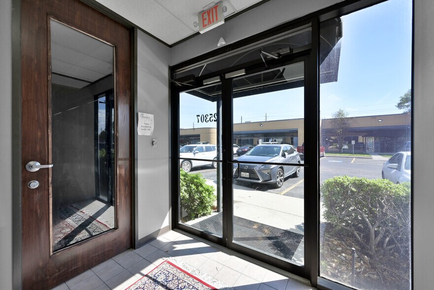 More Photos Of 25307 I-45, Spring Medical For Lease