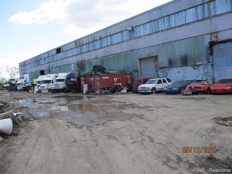 More Photos Of 7170 E McNichols Rd, Detroit Manufacturing For Sale