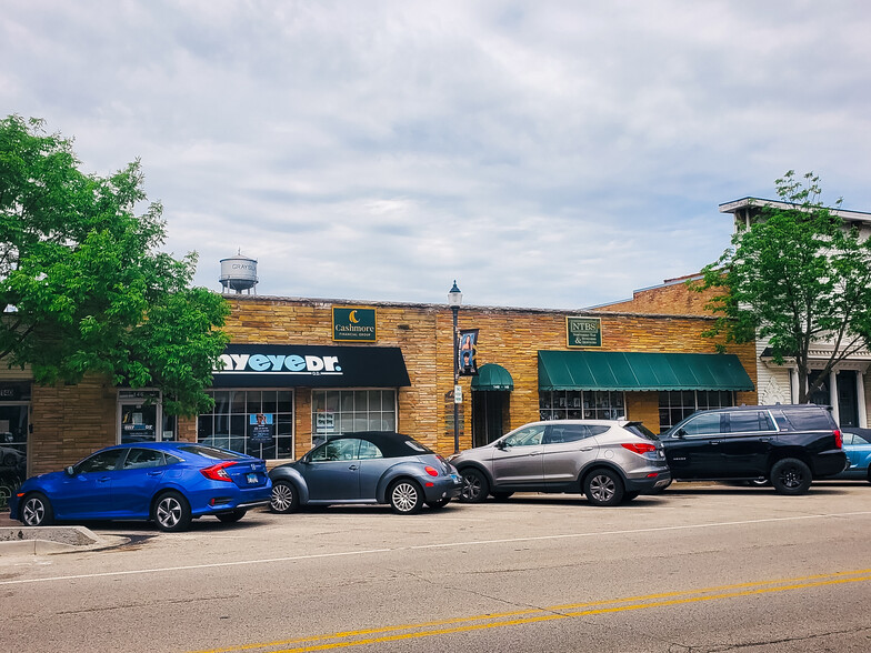 Primary Photo Of 146-148 Center St, Grayslake Storefront For Sale