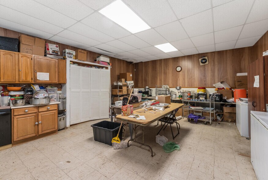 More Photos Of 220-222 Littleton Ave, Newark Religious Facility For Sale