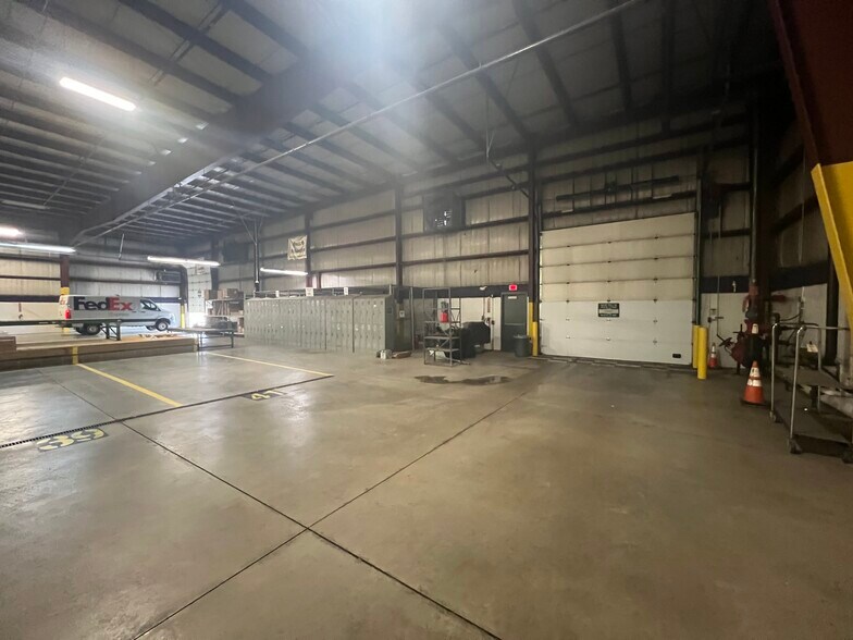 More Photos Of 3017 W 17th St, Erie Warehouse For Sale