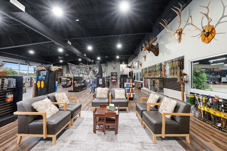 More Photos Of 1600 S College Ave, Bryan Freestanding For Sale