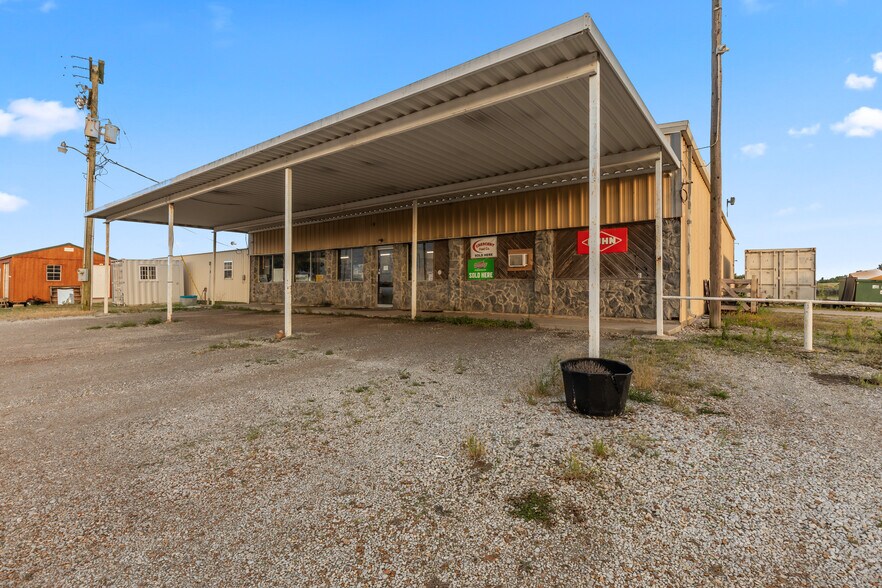 Primary Photo Of 60 US-54 Hwy, El Dorado Springs General Retail For Sale